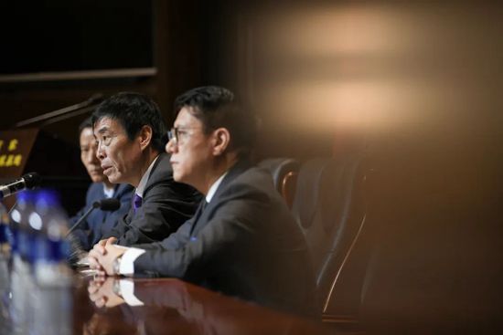 官方：国米与26岁后卫迪马尔科续约至2027年国米官方消息，与26岁意大利左后卫迪马尔科续约至2027年。